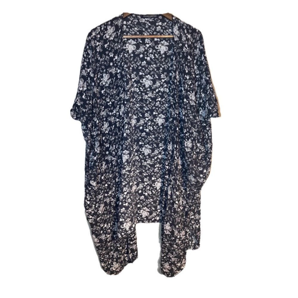 Brandy Melville Floral Duster Kimono